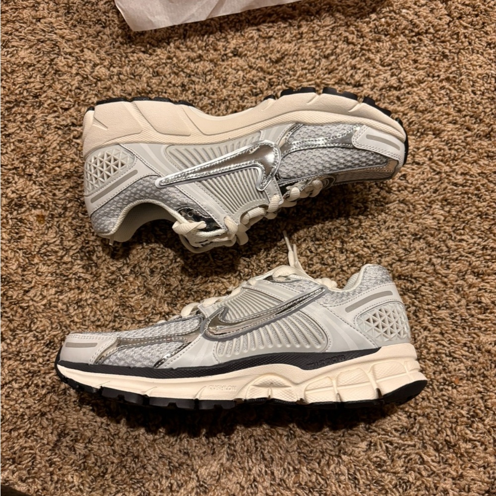 Nike Air Zoom Vomero 5 Bowerman Series Photon Dust
